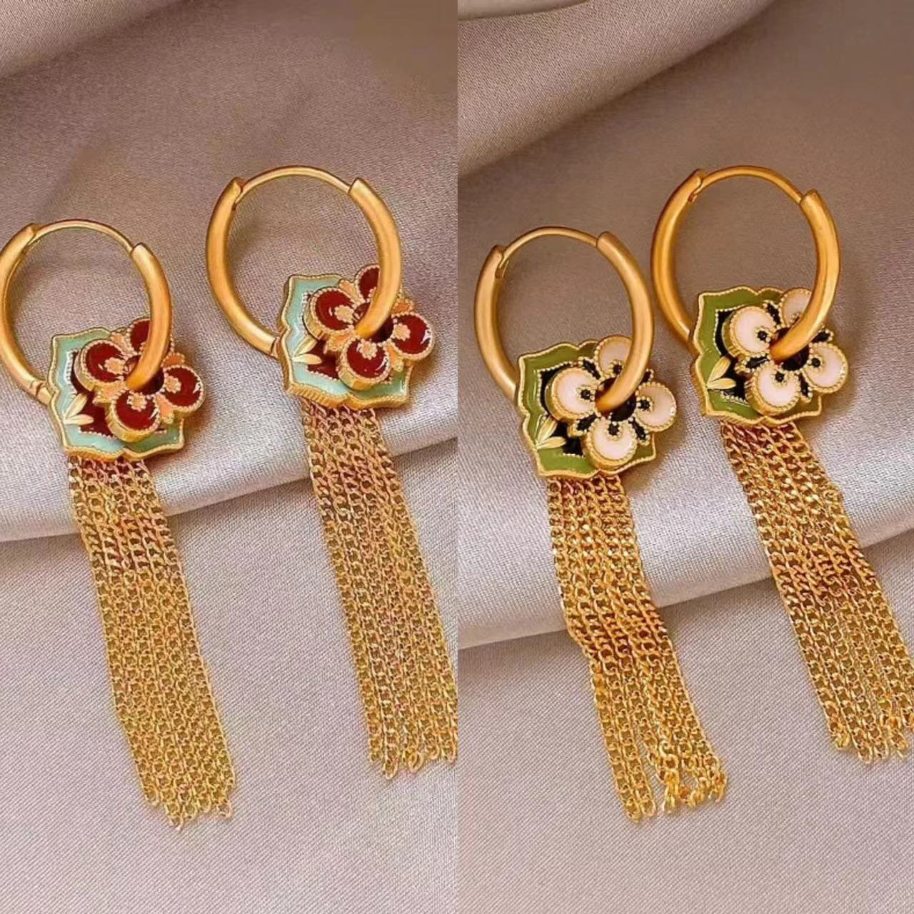 Ethnic Fashion Way - ต่างหูพู่สีทองรูปดอกไม้แฟชั่นจีนใหม่สำหรับผู้หญิงสวมใส่ได้หลายรูปแบบเครื่องประดับงานแต่งงานสุดหรูของขวัญสุดสร้างสรรค์