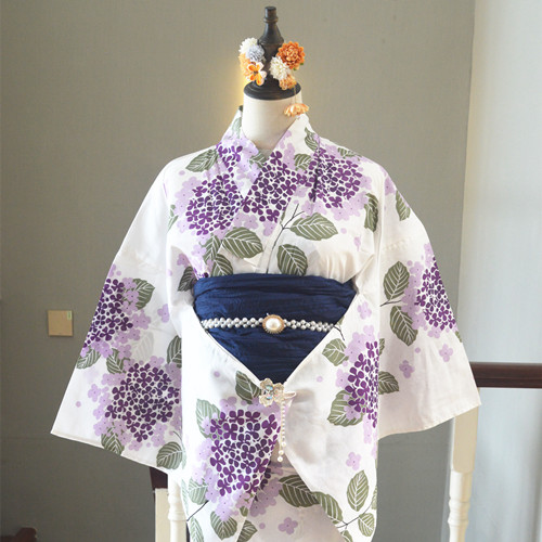 ชุดคลุมอาบน้ำยูกาตะแบบดั้งเดิม - Ethnic Wear บทวิจารณ์และราคา