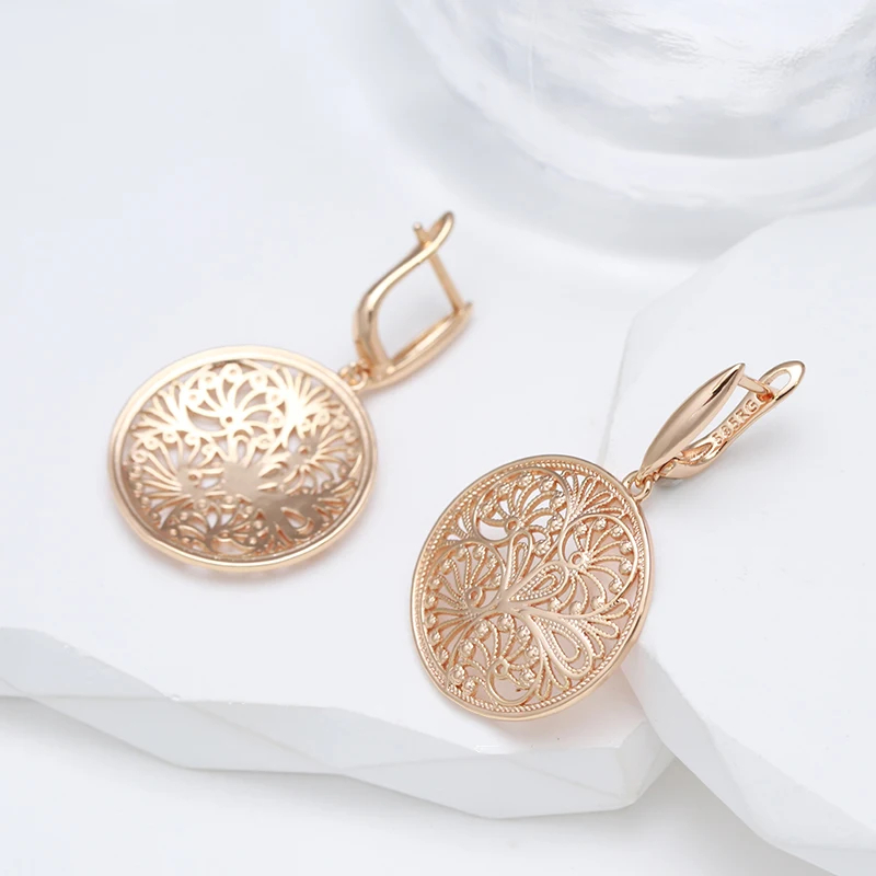 WBmqda ดอกไม้โลหะกลวงต่างหูรูป - Ethnic Fashion Dubai บทวิจารณ์และราคา