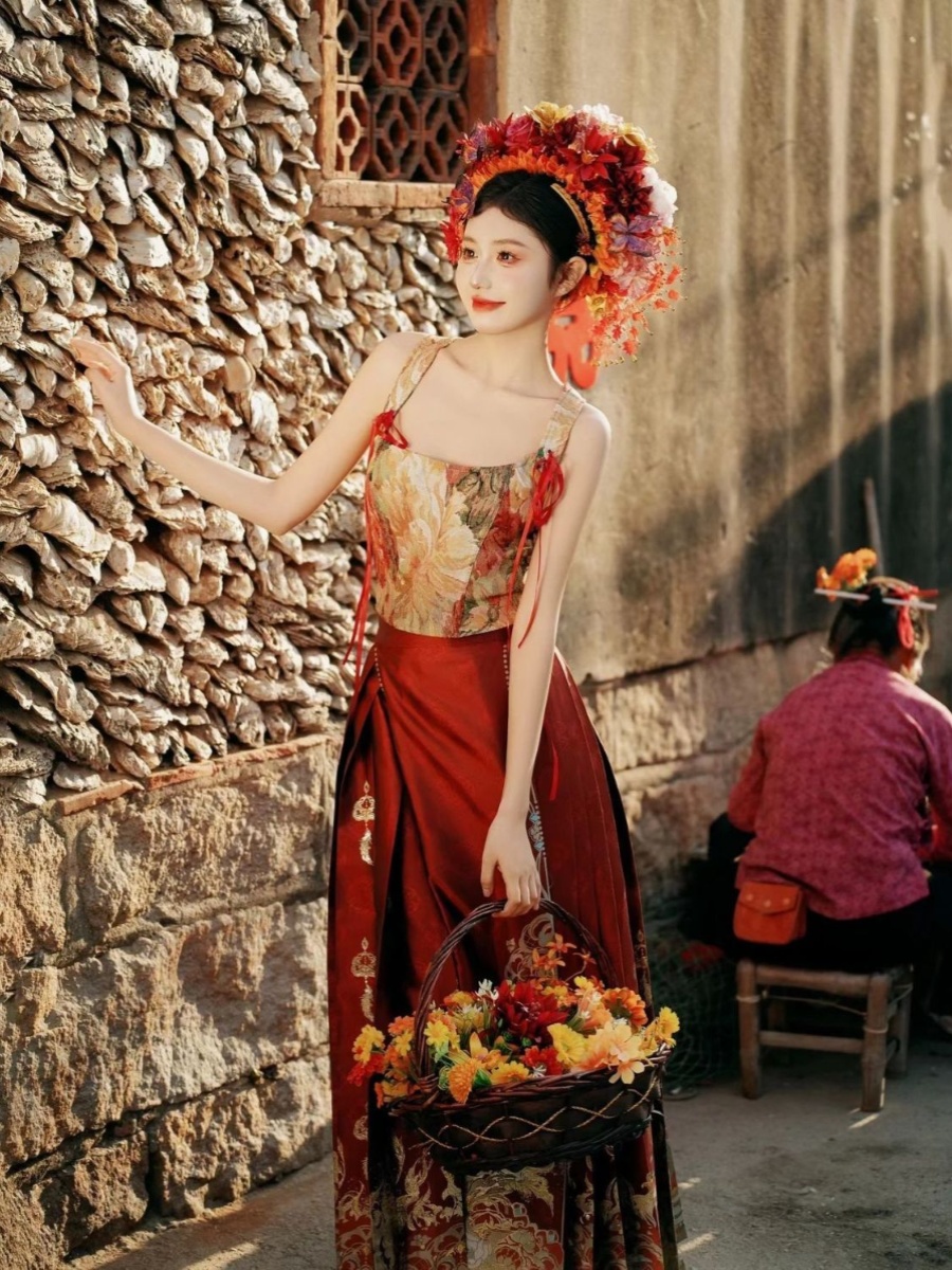 กิ๊บติดผมสไตล์โบราณสำหรับผู้หญ - Ethnic Clothing & Online Fashion Store Khaadi Pk บทวิจารณ์และราคา