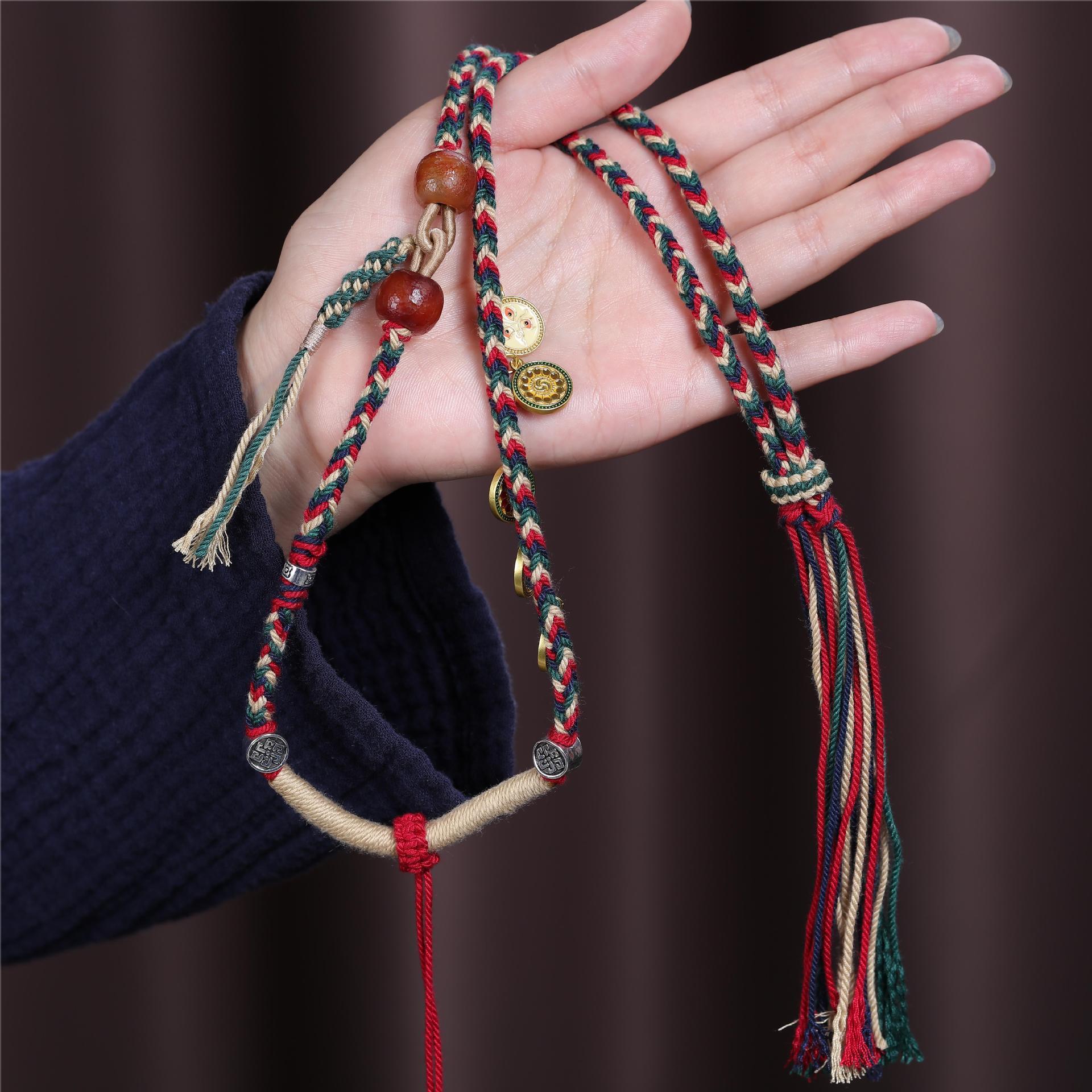 ทิเบตห้าทางจี้ที่มีสีสันแขวนทอ - Ethnic Fashion Way บทวิจารณ์และราคา