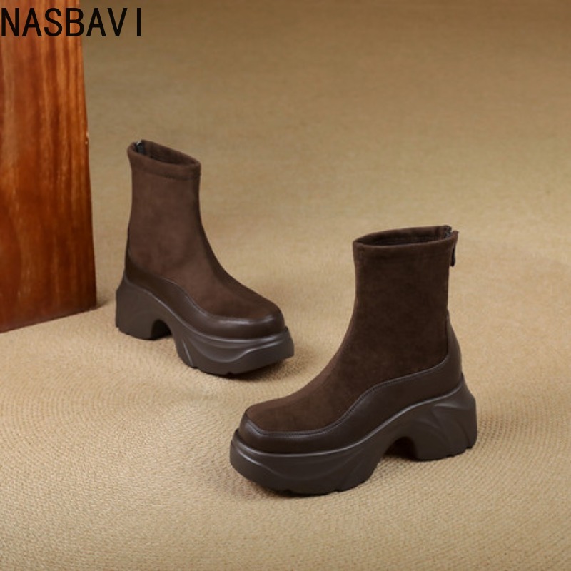 รองเท้าบูทสั้นส้นสูงสีดำสไตล์ใ - Ethnic Wear บทวิจารณ์และราคา
