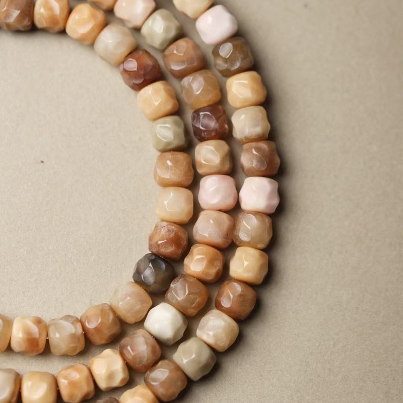 สร้อยข้อมือประดับอัญมณีหลากสีจ - Ethnic Fashion Way บทวิจารณ์และราคา